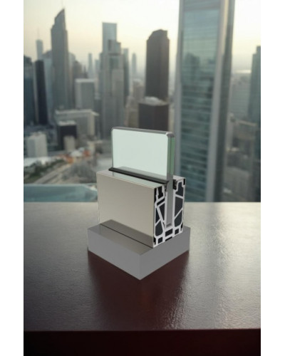 GS30L The Glass Guardrail